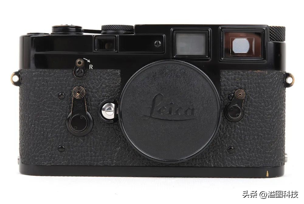 小丸子都说贵！盘点剧中出现的徕卡相机
