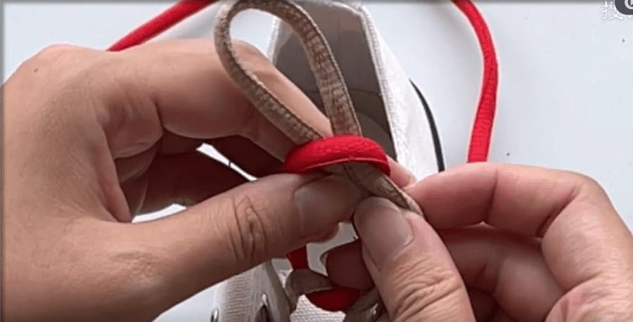 鞋带总散开是什么意思,鞋带总是散开应该怎样系