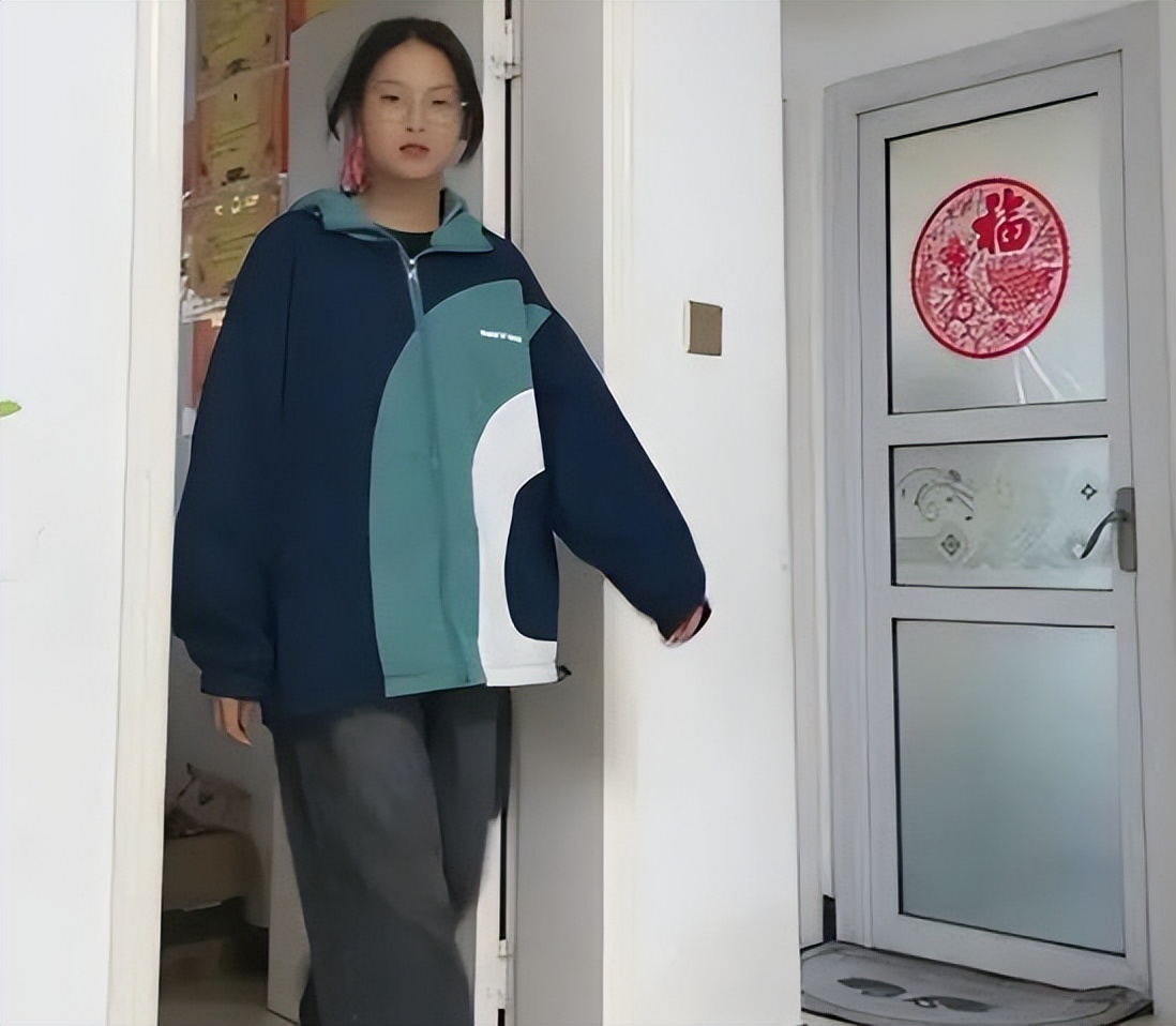 学生鲶鱼式刘海,学生头空气刘海