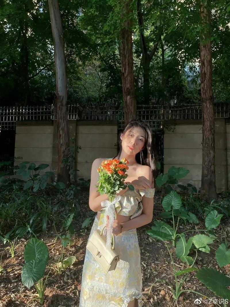 中国女篮王思雨照片好看一点的,徐杰和张茹王思雨身高啥关系