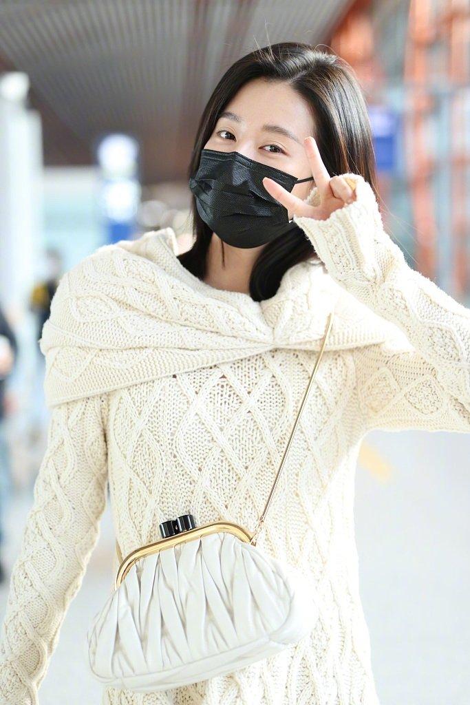 乔欣169cm,乔欣穿的黑色裙子