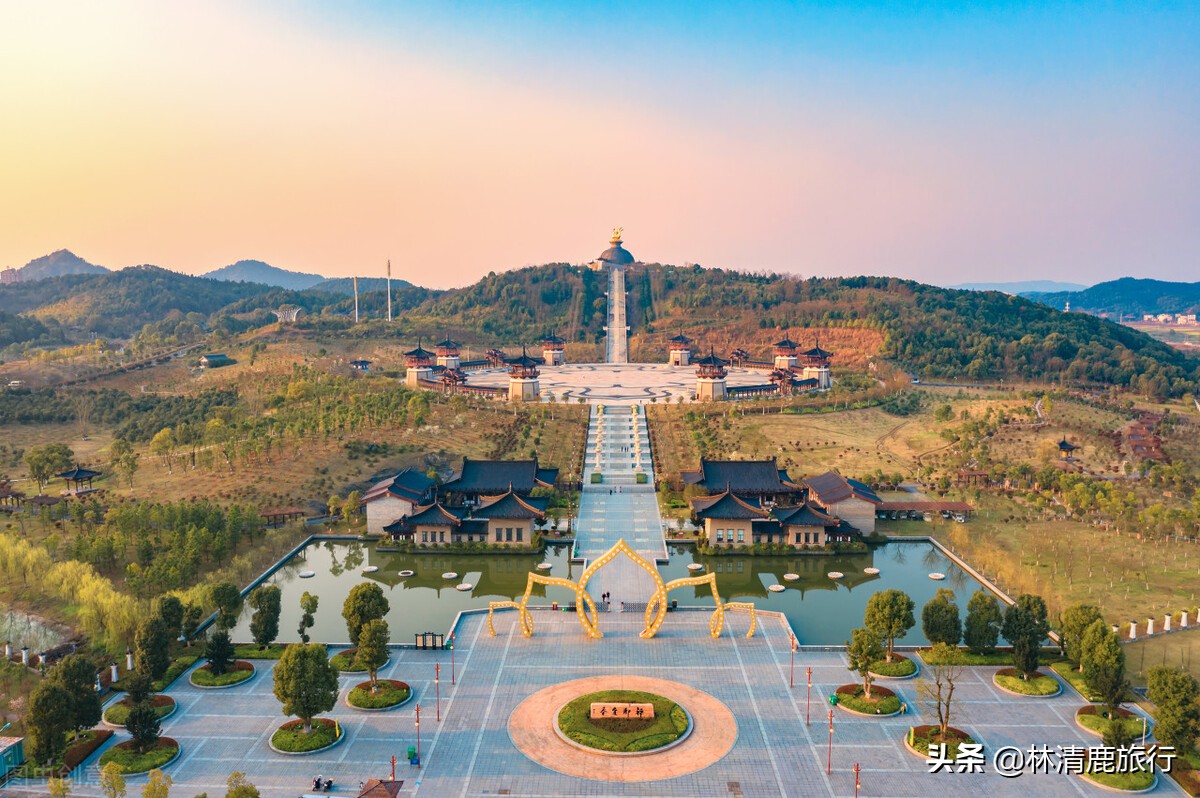 这座宜居之城,有优质天然温泉,空气佳环境好,在此生活很滋润