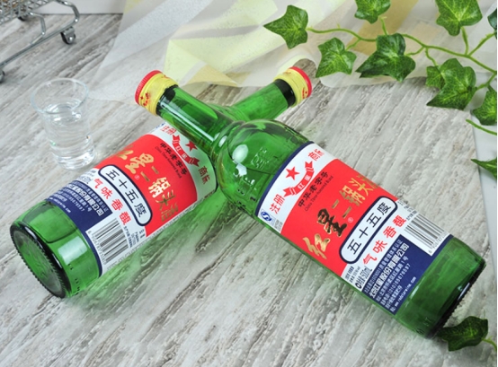 喝酒不能喝但是又想喝,十种最好喝纯粮酒推荐图片