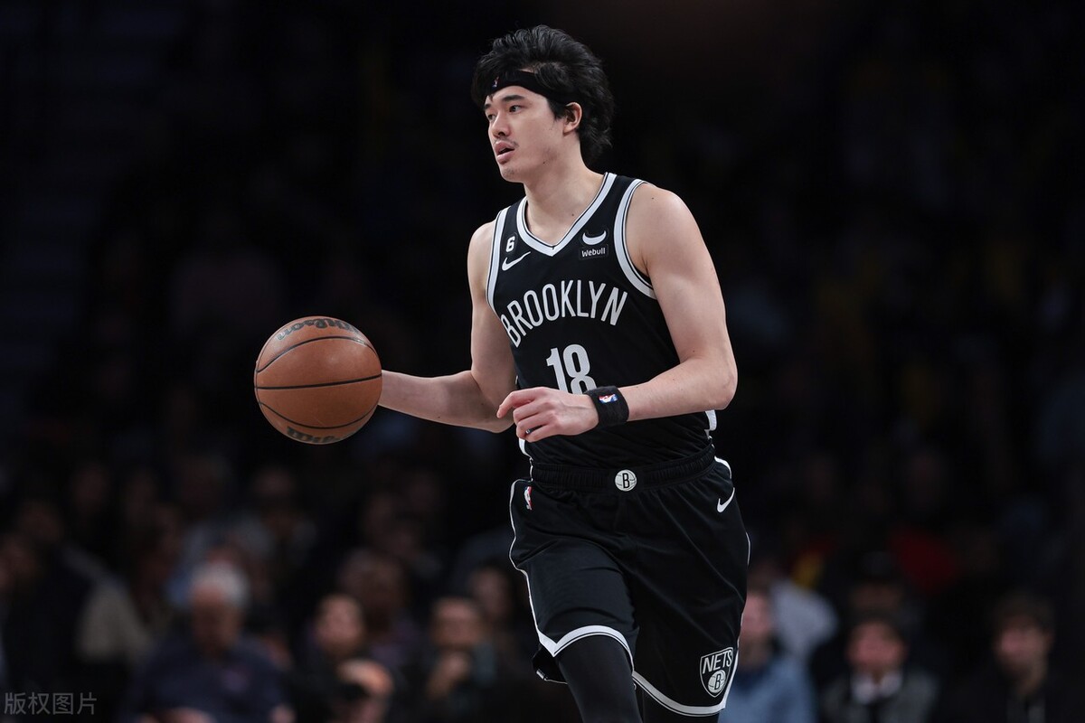 上一场打5分钟，这一场板凳坐穿！离开杜兰特，他球都没得打了？