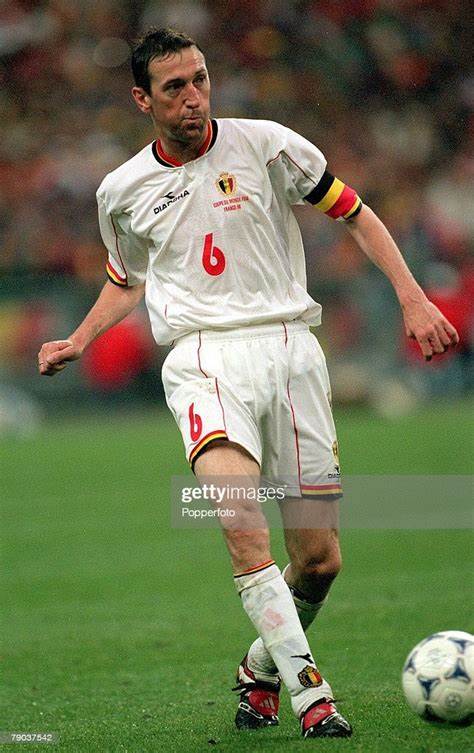 昔日英雄1-48集免费看,98年世界杯32强以及阵容