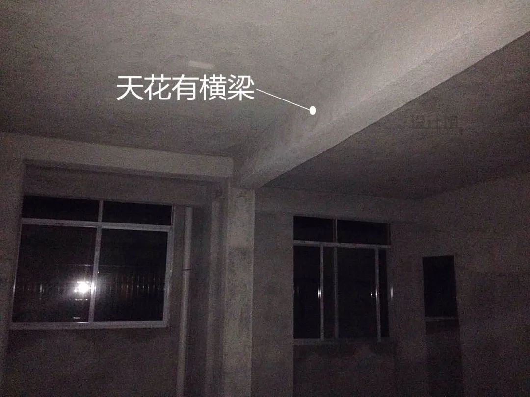 客厅不吊顶石膏线走边装修效果图,客厅不吊顶怎么装修好看