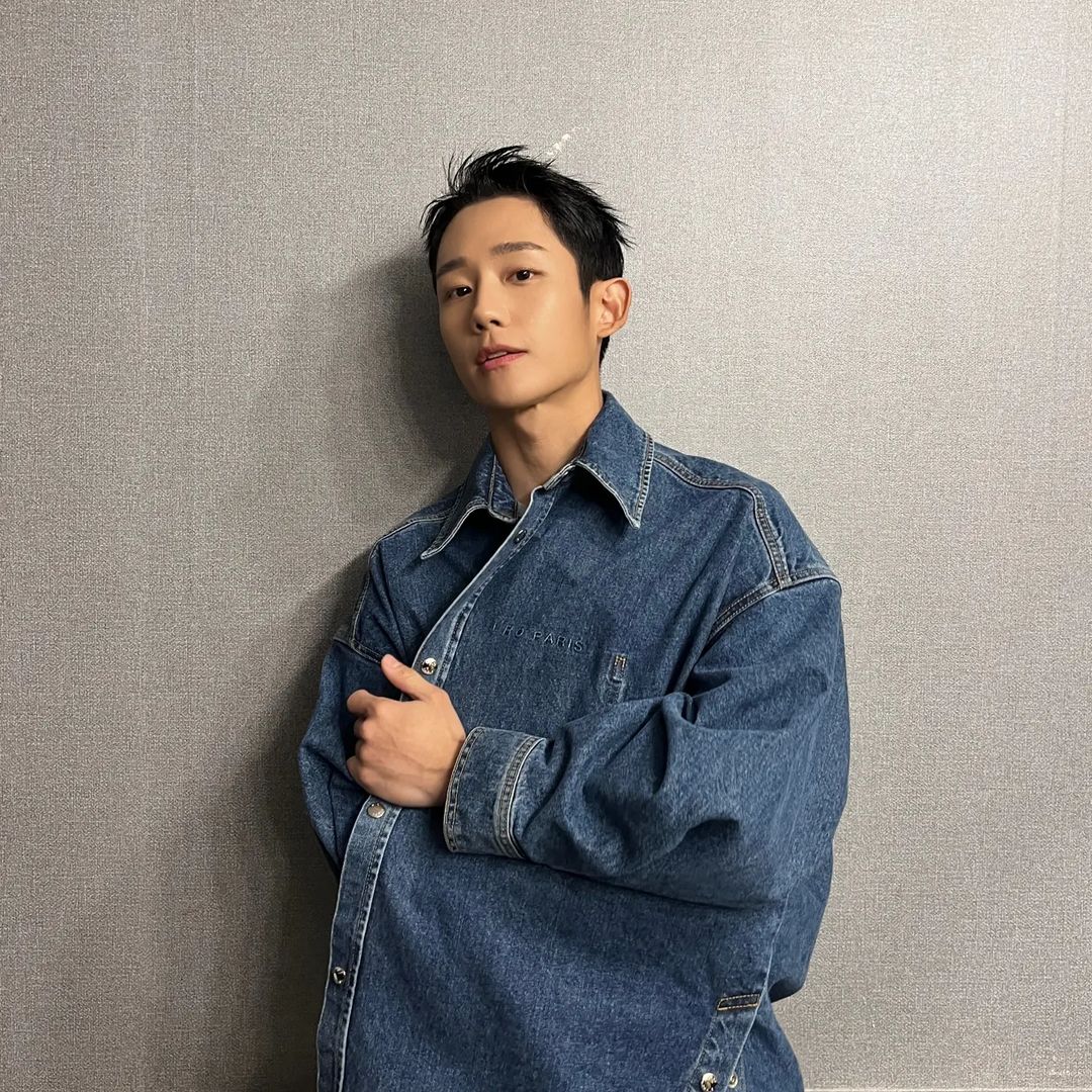 丁海寅半之半穿搭,丁海寅西装搭毛衣