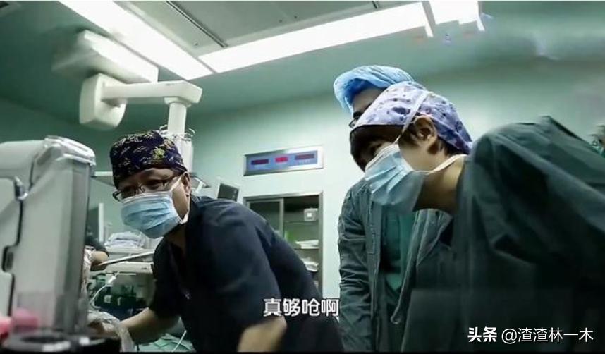 320斤孕妇剖腹生子,38岁孕妇产下3.8斤男婴