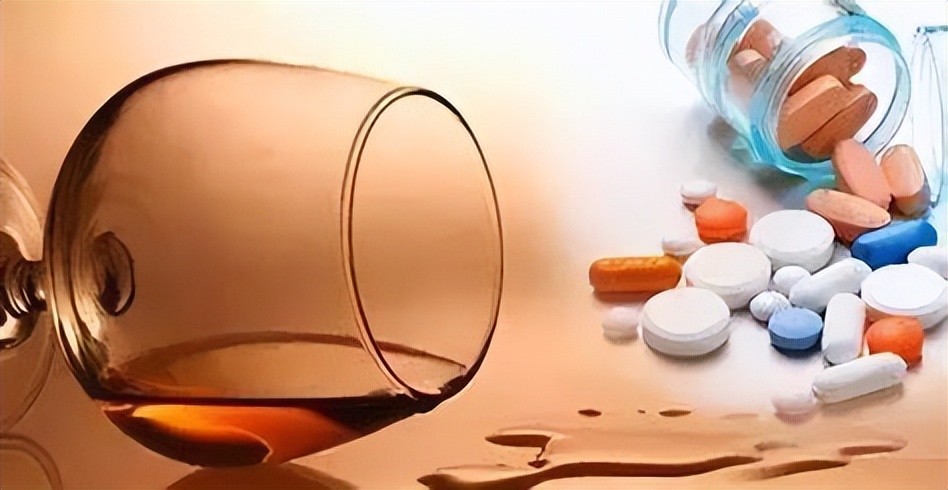 甲硝唑注射液副作用及配伍禁忌,服用人工牛黄甲硝唑需要禁忌什么