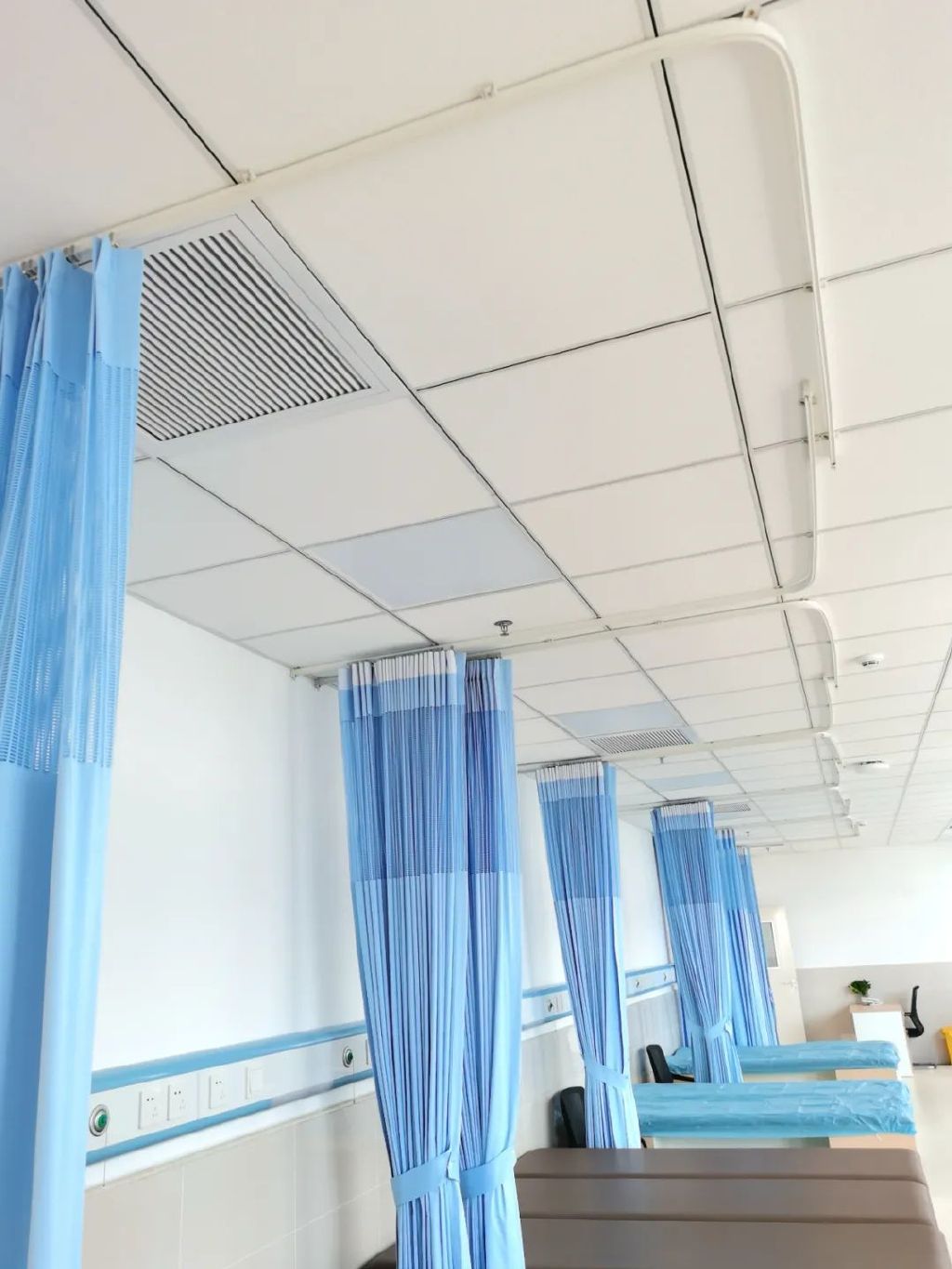 总投资近600亿元重点产业项目,总投403亿元的十大工程项目