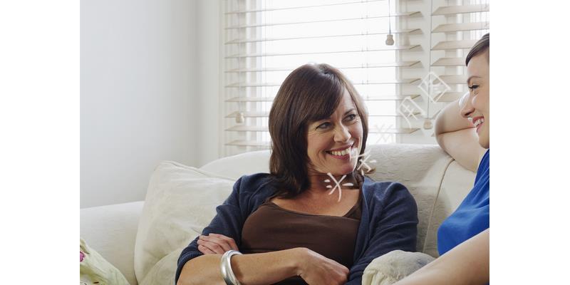 儿子月入十几万每月给父亲五十元,儿子打工了每个月给我1000块钱