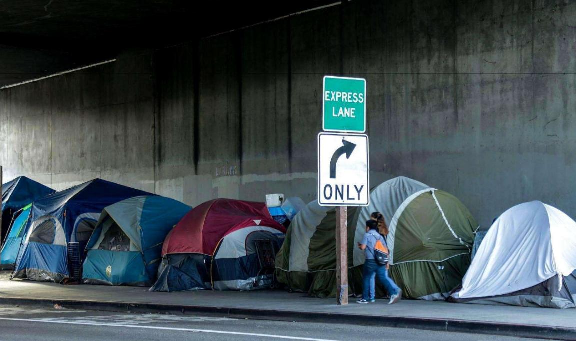 美国崇尚所谓的快乐教育,美国穷人的严格教育