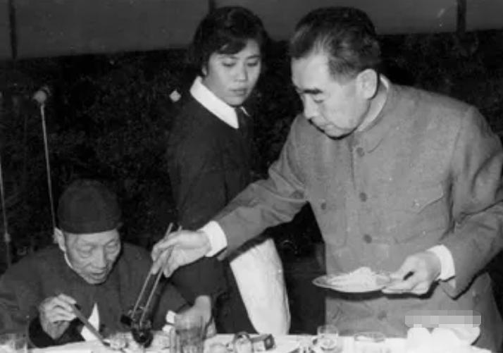 18岁女孩为救人死亡,抢救17岁女孩成功案例