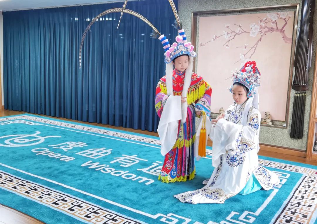 2022，你还相信开店吗？|疫情下来自21位「店主」的自述