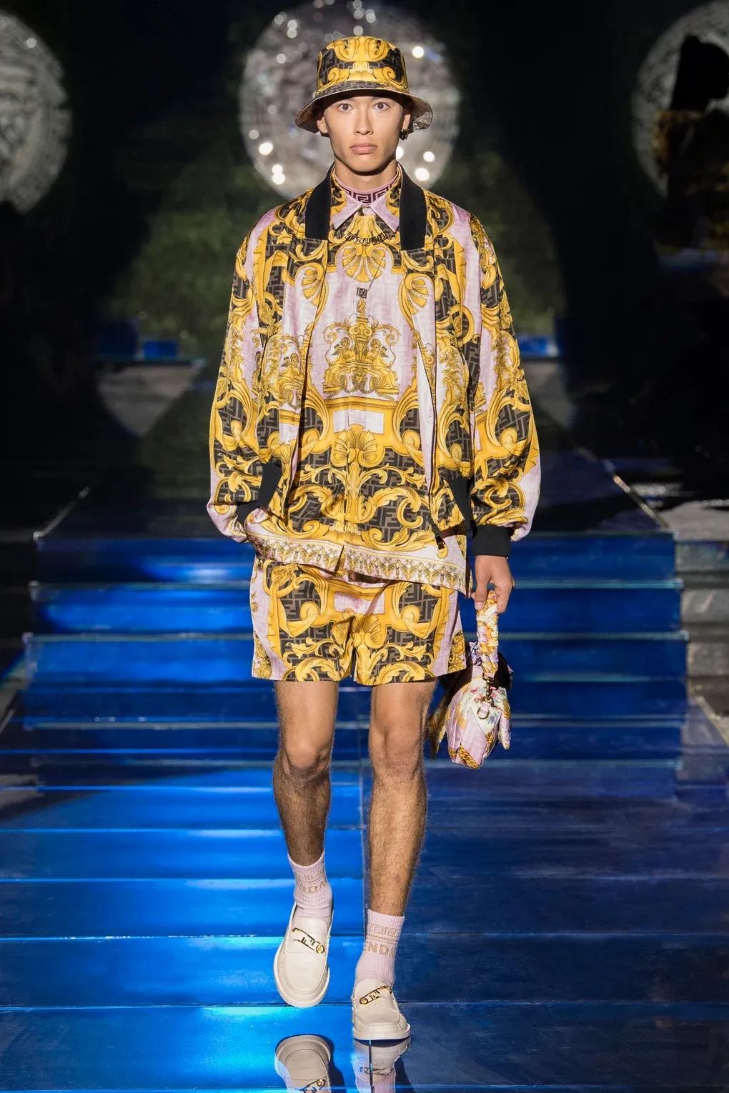 gucci不防水雨伞,Gucci万元联名伞不防水