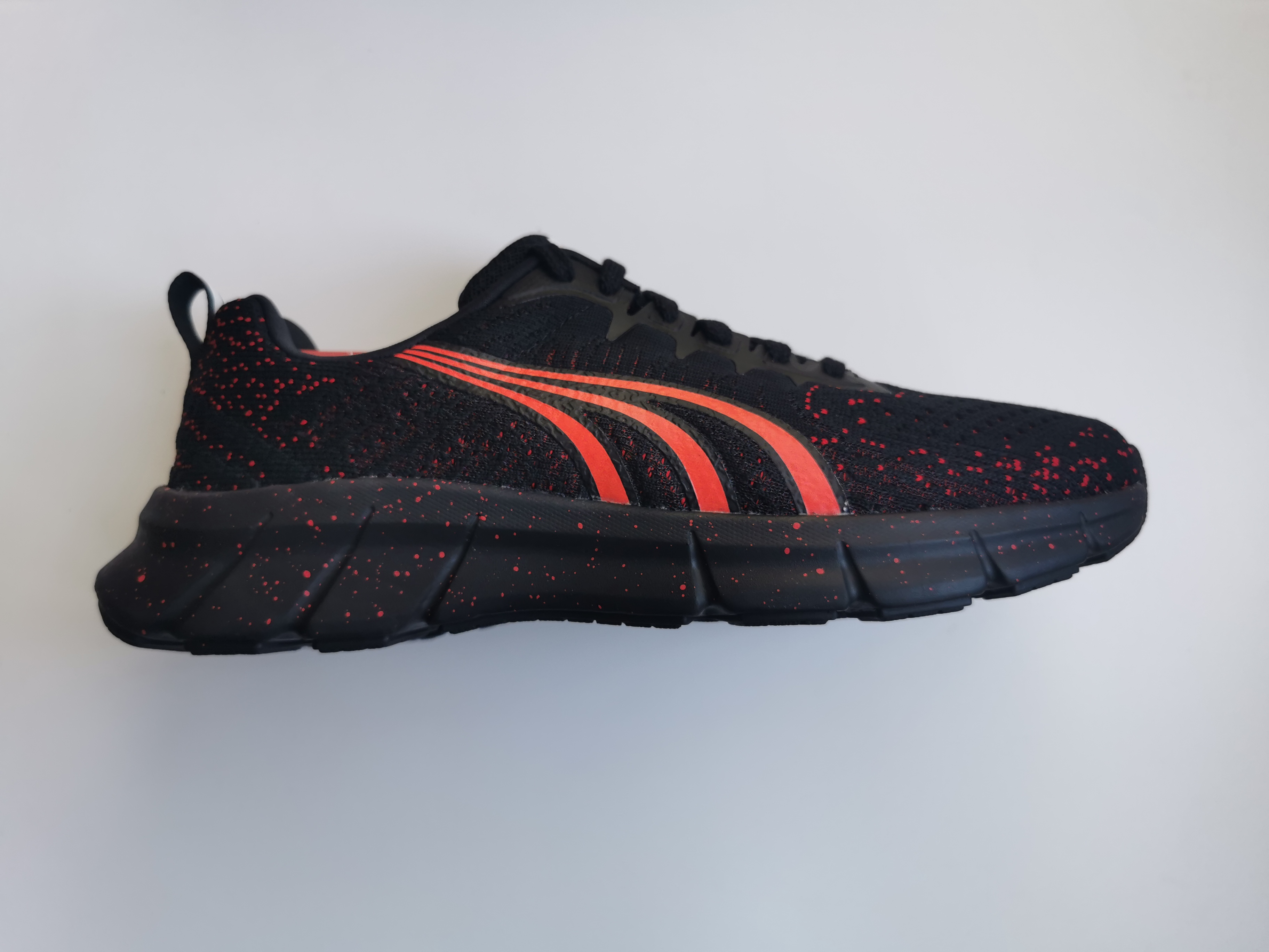 多威跑鞋哪一双最值得入手,多威临界一代适合多大体重