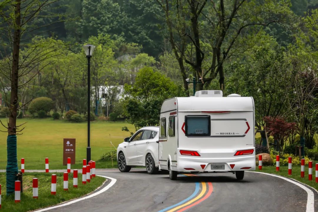 c6是什么车型的驾驶证好考吗,已有c1增加c6准驾车型要靠什么