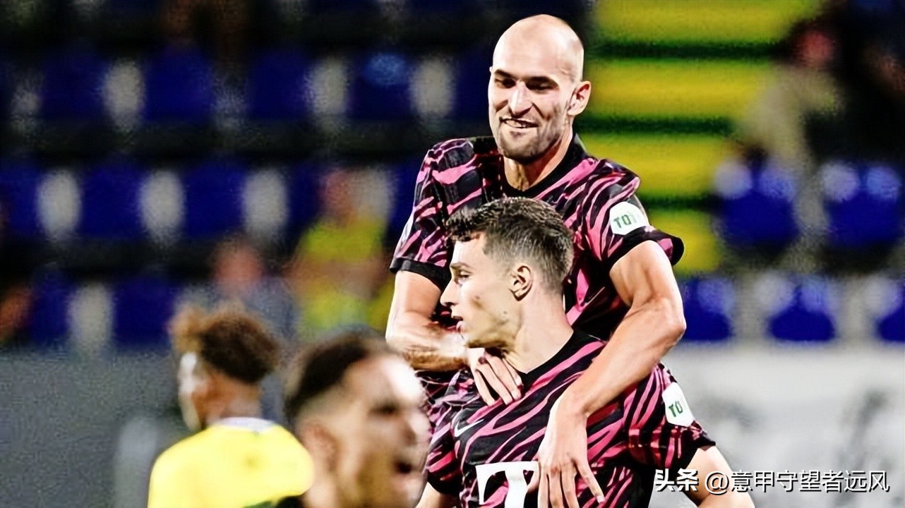 荷甲本轮比分,荷甲最新战报阿贾克斯比分