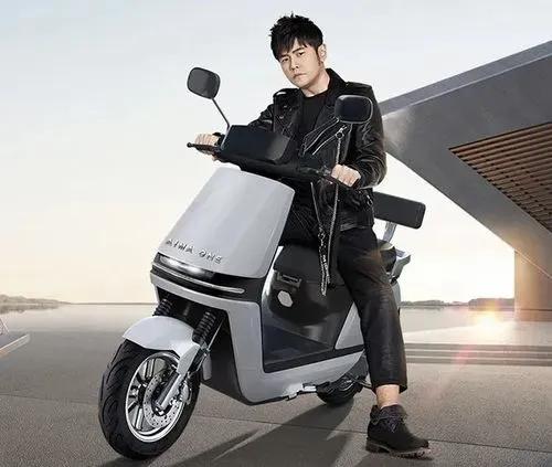 截止2020周杰伦代言了哪些品牌,周杰伦什么时候代言的可比克薯片