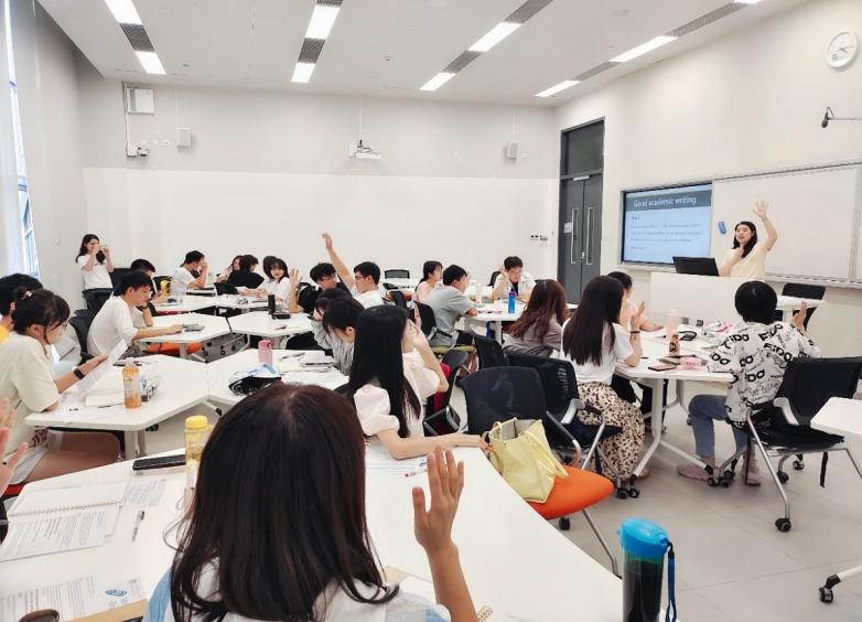 深技大外国语,外国语职业技术大学招生简章