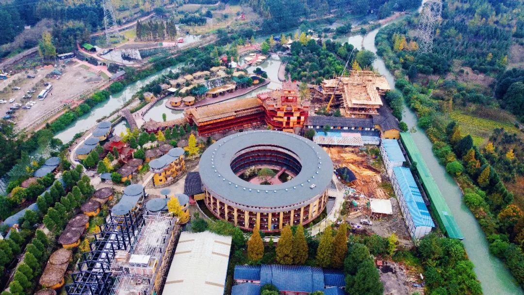 抓住秋天的尾巴！都江堰必打卡的8大晚秋好去处，步青山观烟岚云岫、入古城拾千年烟火，来过都会爱上