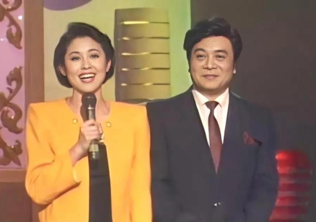 肌肤衰老皱纹图片大全大图,女人皱纹衰老图