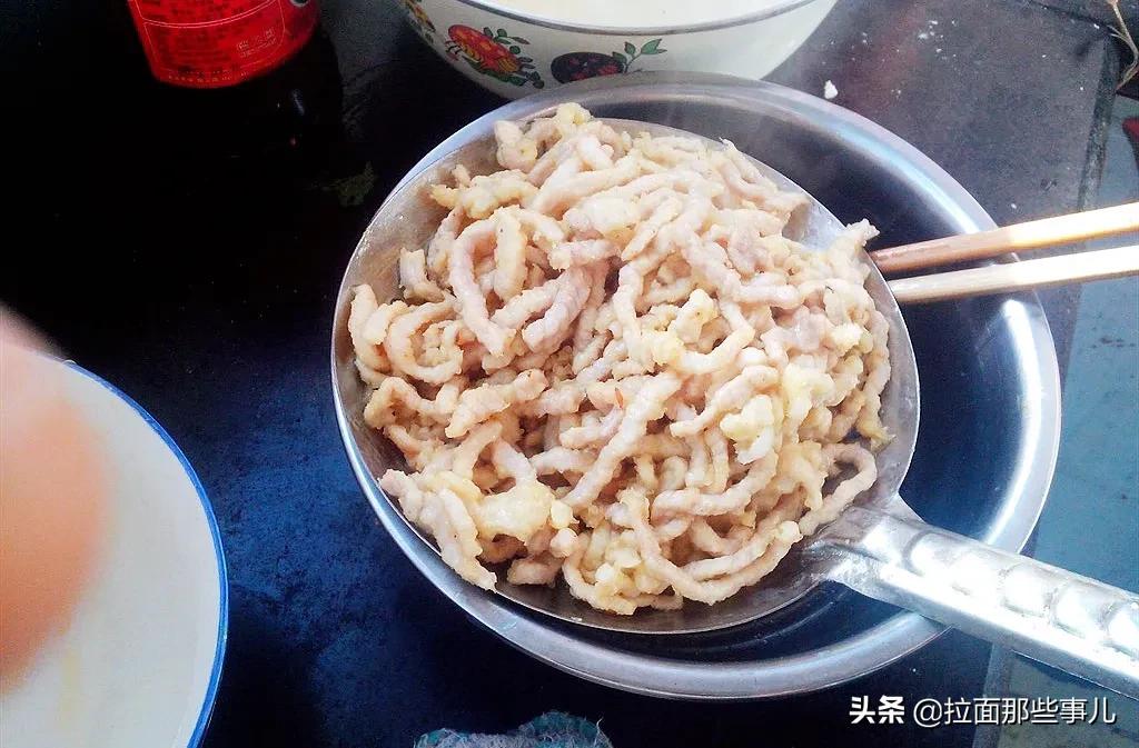 炒肉丝怎么炒不腥不柴呢,炒肉丝怎么炒嫩不老不硬