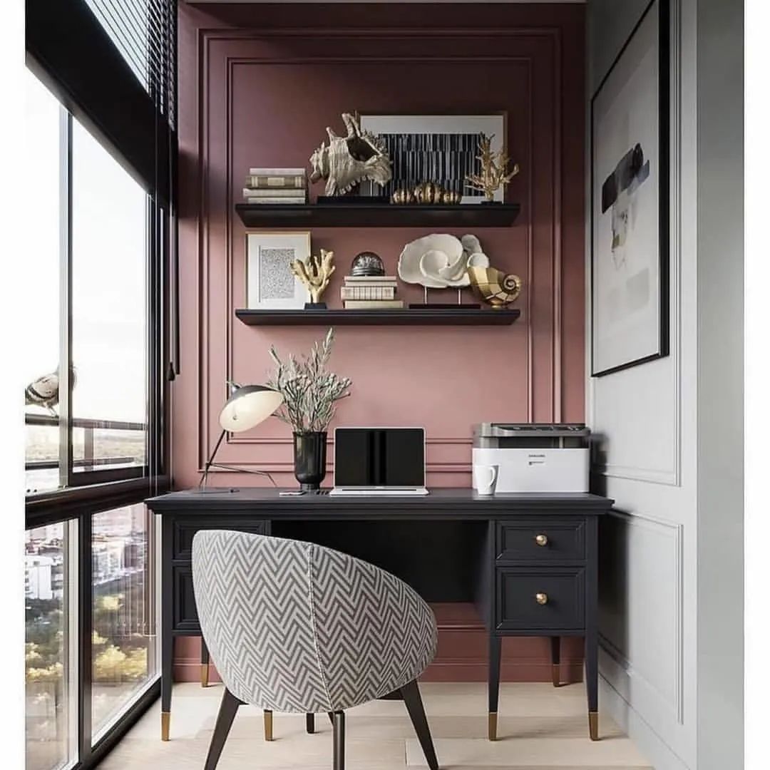 家里阳台怎么像露营感觉,阳台既能晾衣服也能当临时卧室