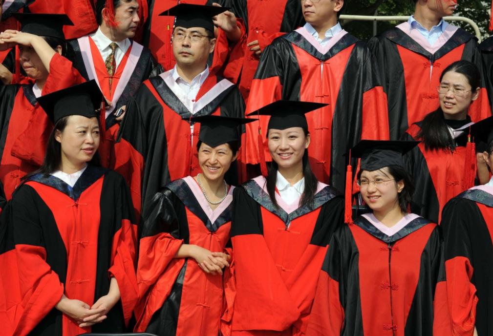 博士毕业岁数大了就业有限制吗,博士毕业成了大龄青年