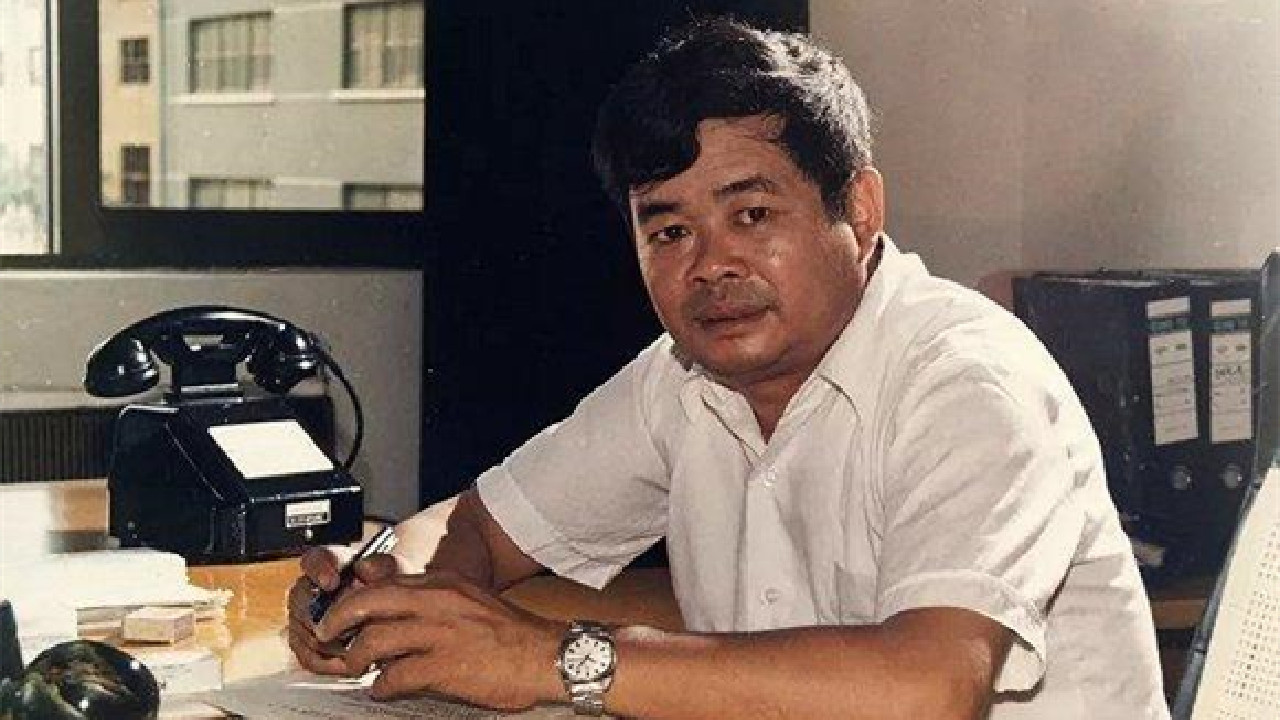 曹德旺的成功是靠他哥哥吗,曹德旺初次创业谁拉了他一把