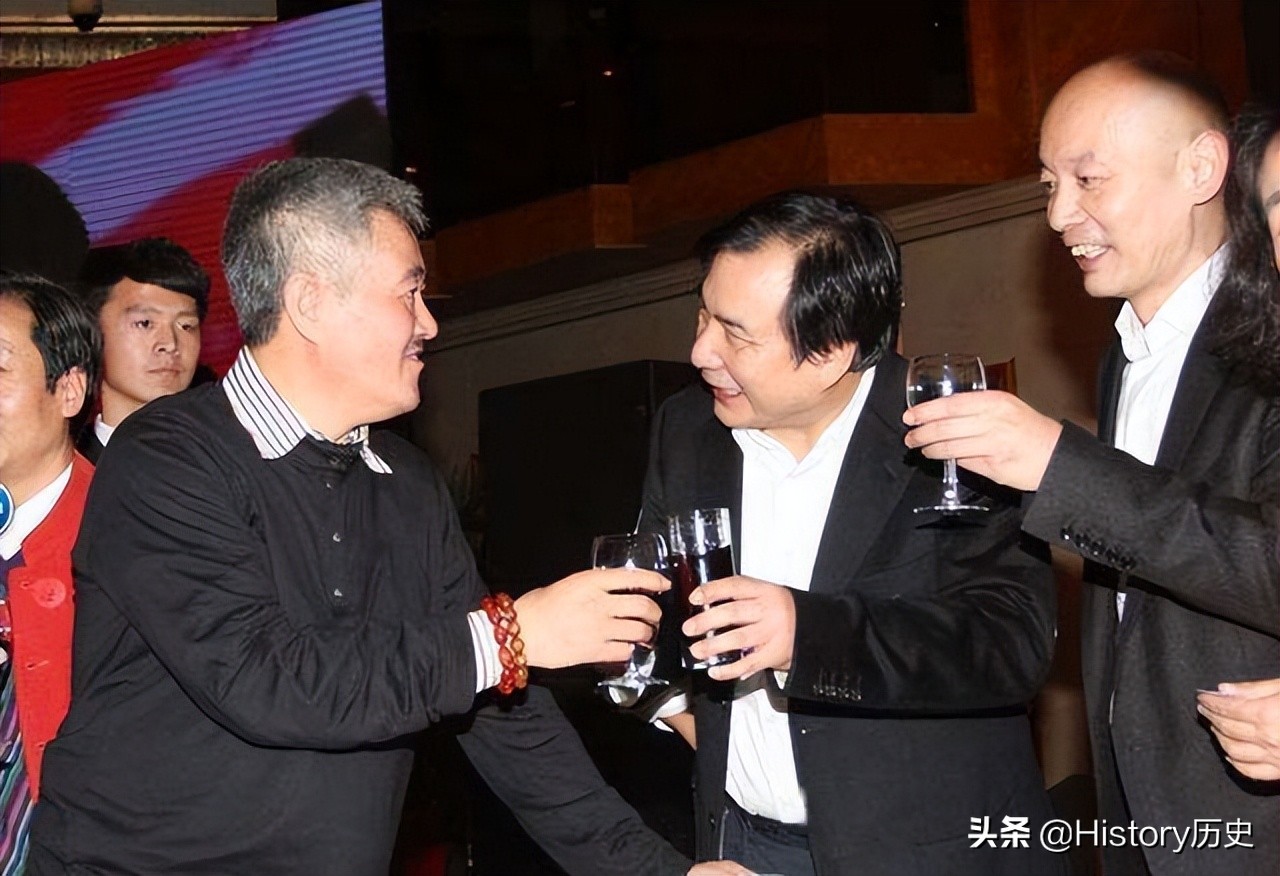 李晓华：京A00001、京A88888的拥有者，中国第1个开上法拉利的人