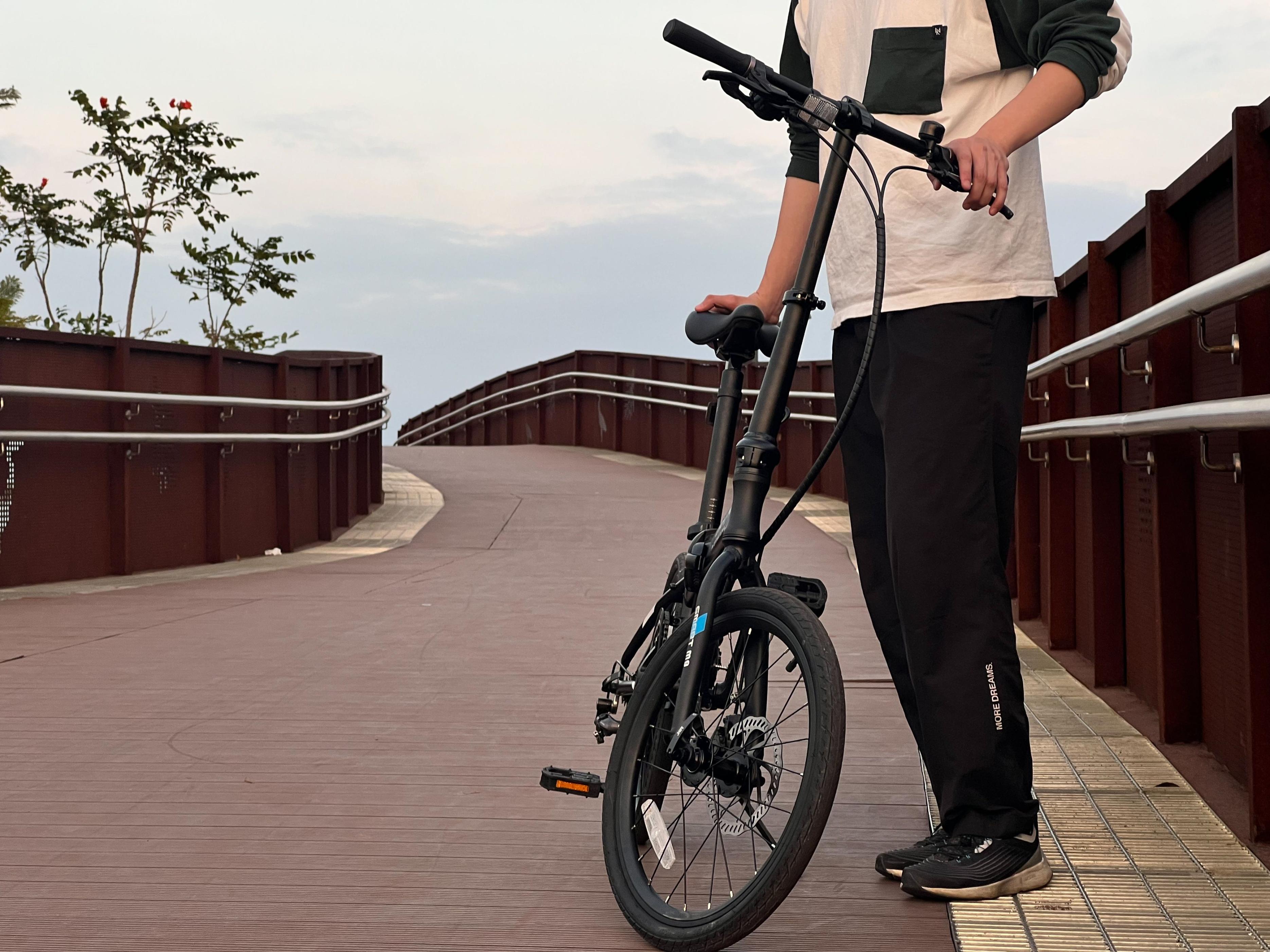 25斤，可10S折叠，200斤都能坐！小米有品众筹上线新时代出行神器