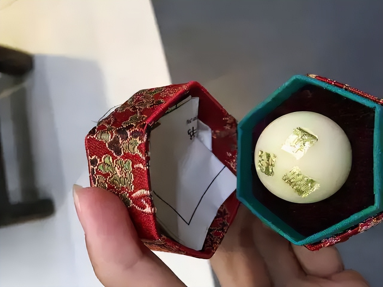 安宫牛黄丸真的可以救命吗,央视探讨安宫牛黄丸起死回生