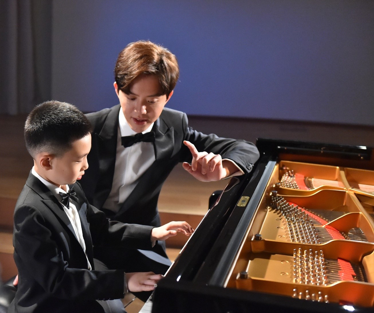 舒曼浪漫曲和声分析,舒曼钢琴曲梦幻