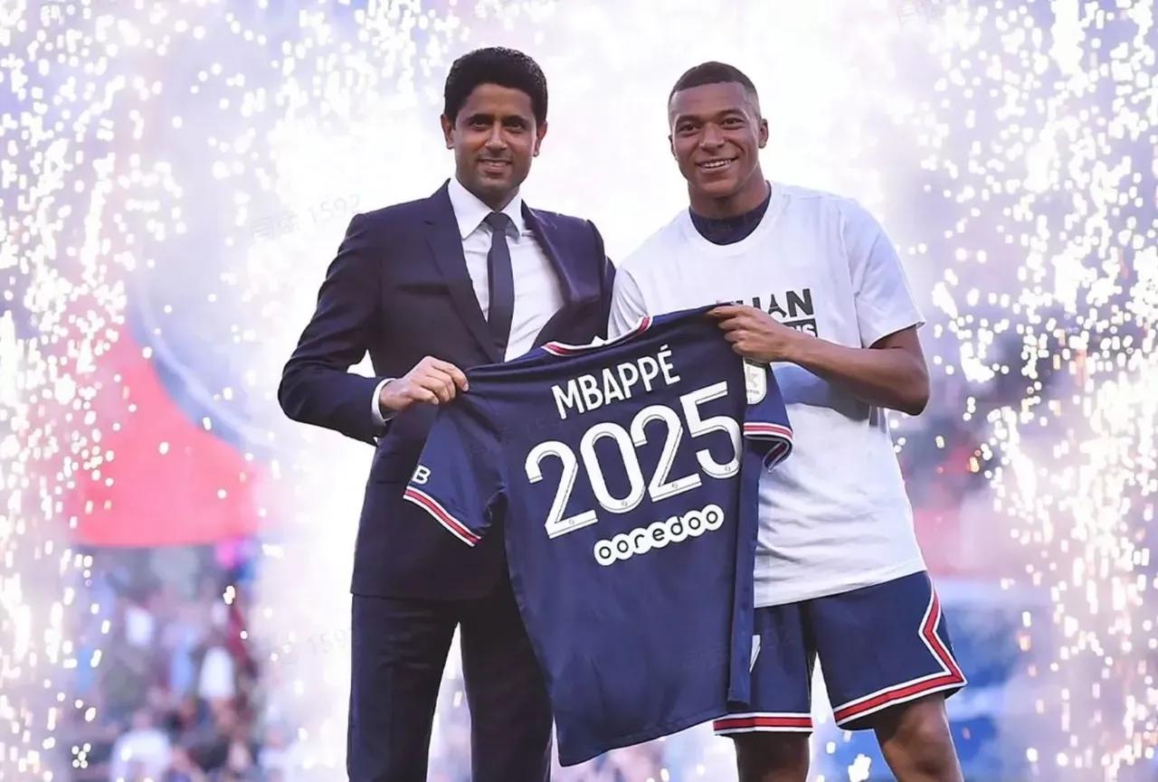 世界足坛年薪最高的十大球星,世界足坛最新年薪最高的十大球星