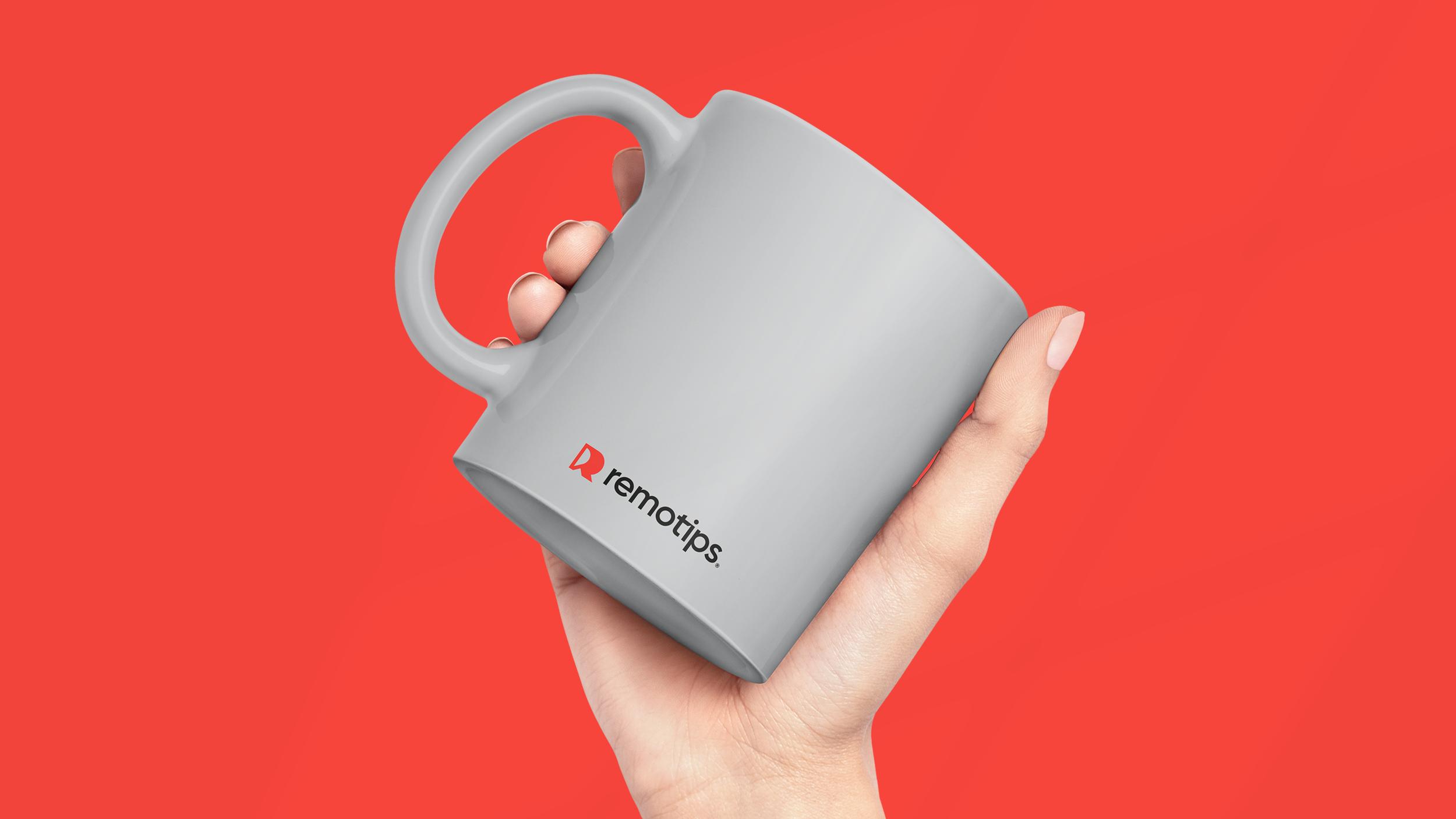 Remotips巴西境内外远程工作公司logo设计via:berrielbrands