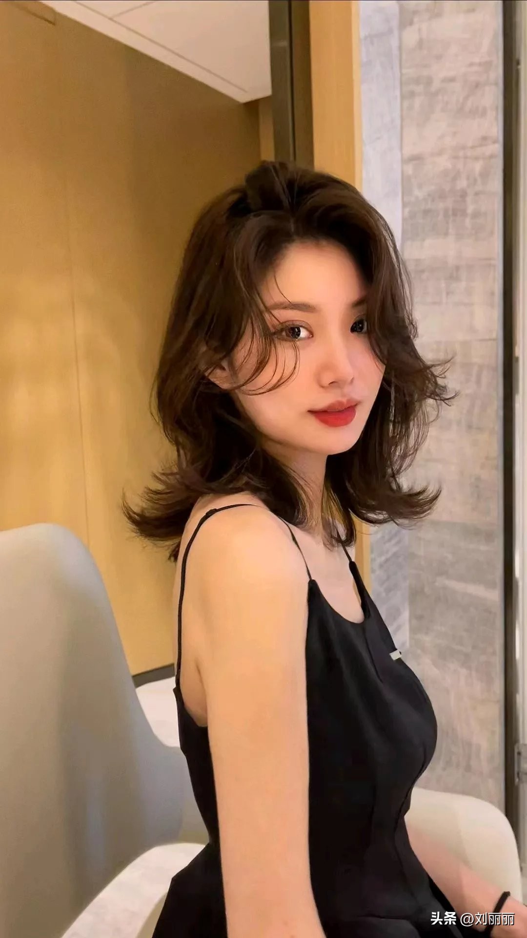 时尚大气好看的发型,最简单最时尚最好看的发型