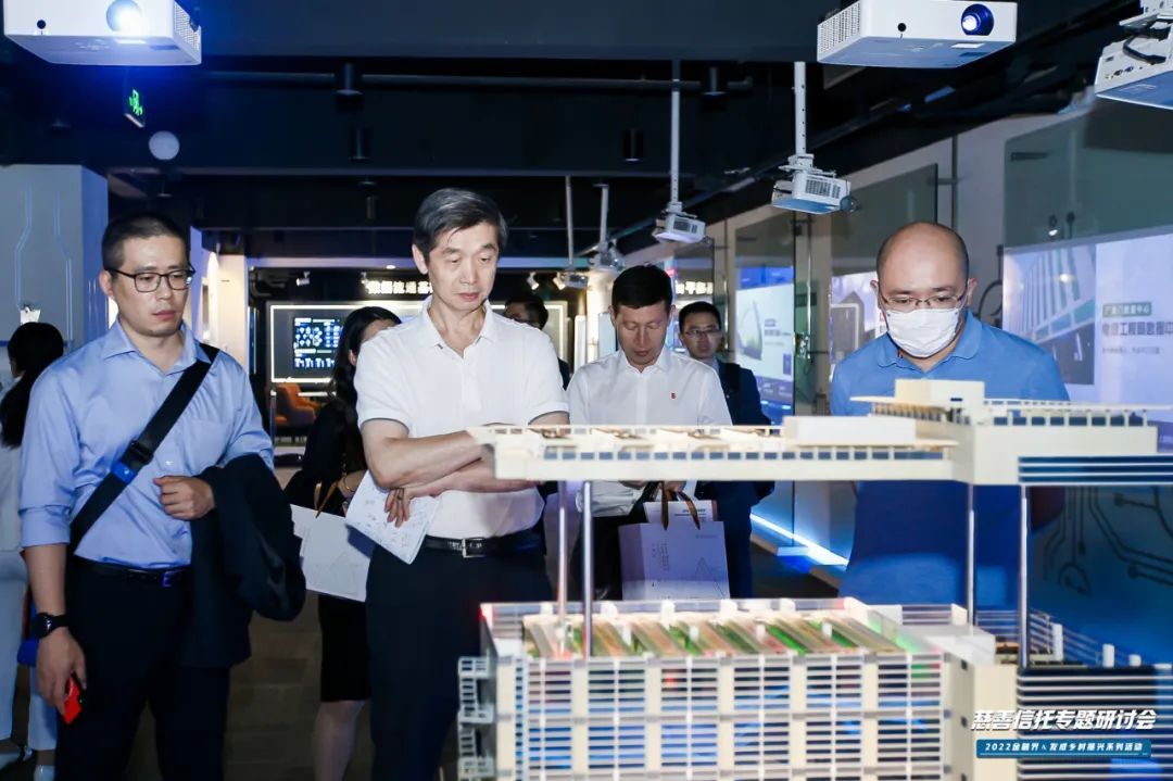 閲戣瀺鍔╁姏浜т笟鎵惰传宸ヤ綔,閲戣瀺鎵惰传鍔╁姏鐢靛晢鍒涗笟鑷村瘜