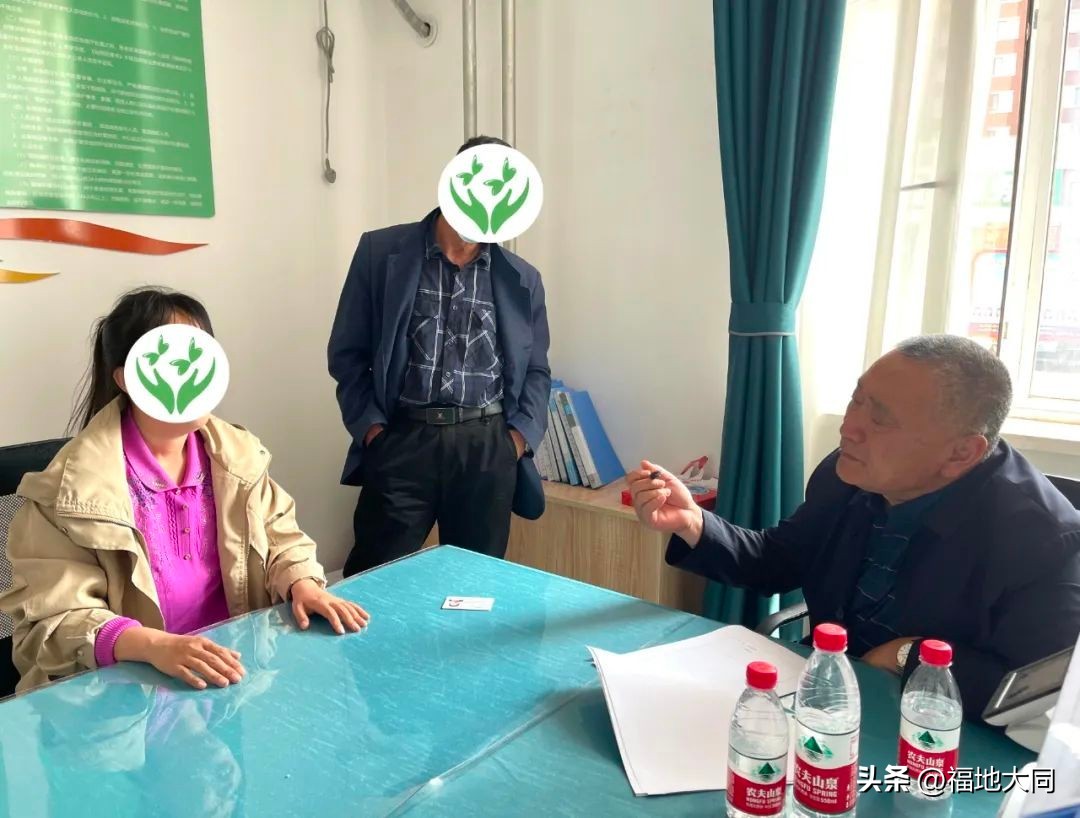 关爱群众送健康义诊活动暖人心,健康关怀送上门爱心义诊暖人心