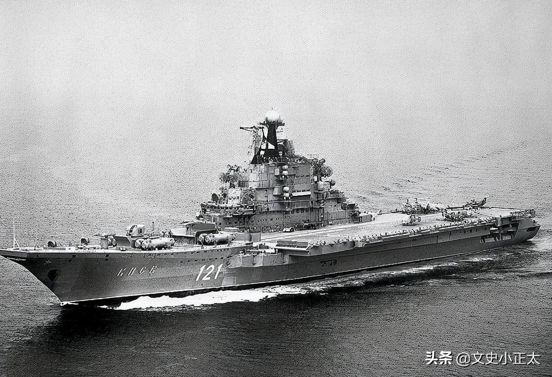 贺龙独子贺鹏飞力排众议，坚持买下瓦良格号：这是中国唯一的机会