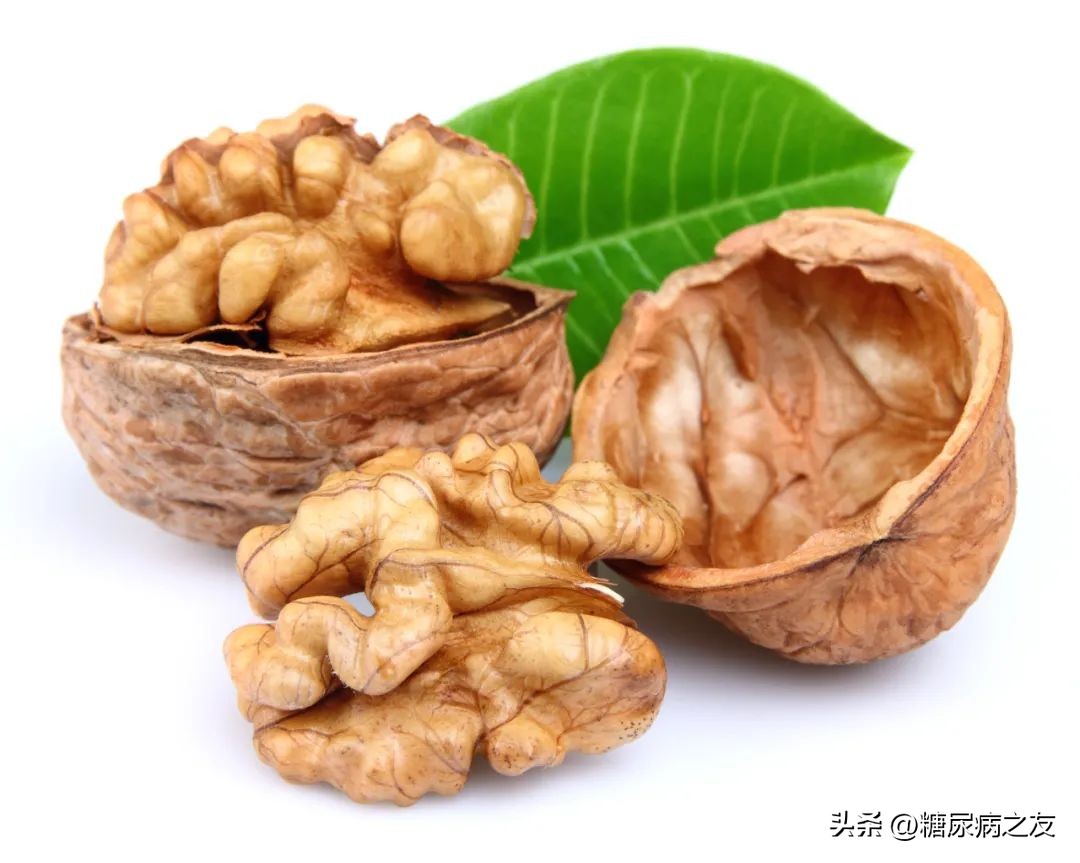 80岁老人牙齿坚固是什么原因,80岁老人牙齿完好