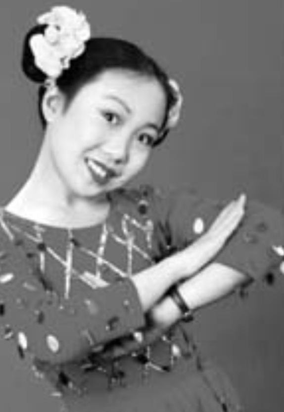 2000年，14岁花季少女被一瓶硝酸烧伤，事后亲婶母坦言：我有责任