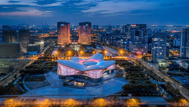 飞凤无锡,飞凤栖梧桐