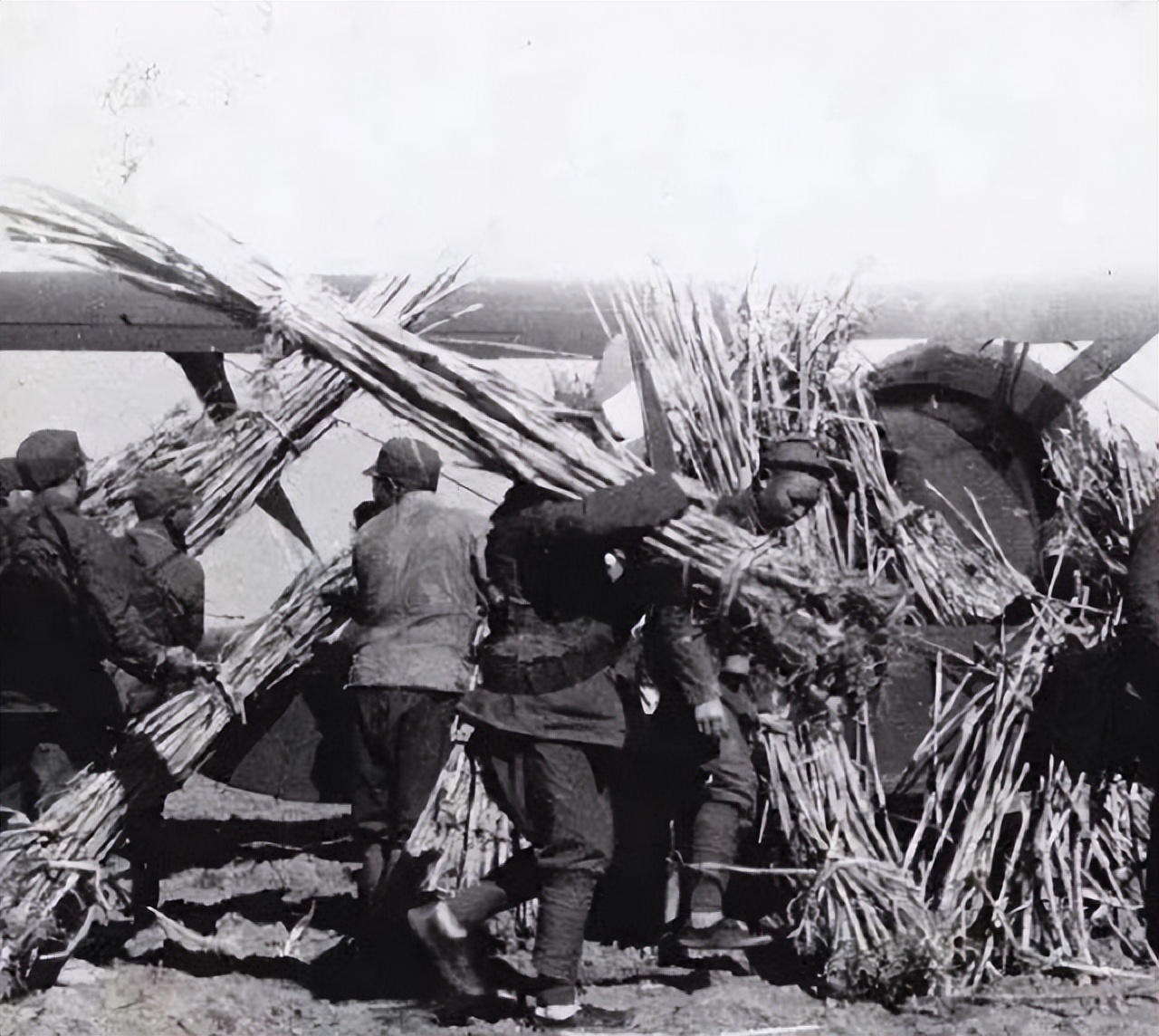 对杨靖宇割头的日军，结局如何？毒杀自己妻女后剖腹，侄女谢罪