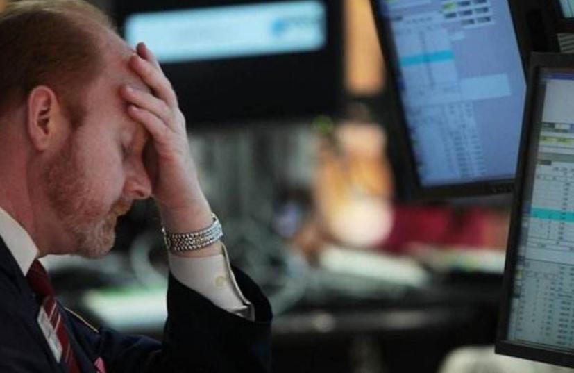 年纪轻轻白发多怎么调养,是什么原因导致满头白发