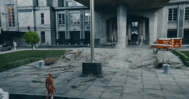 什么战术能克制闪电侠,闪电侠被打到过吗