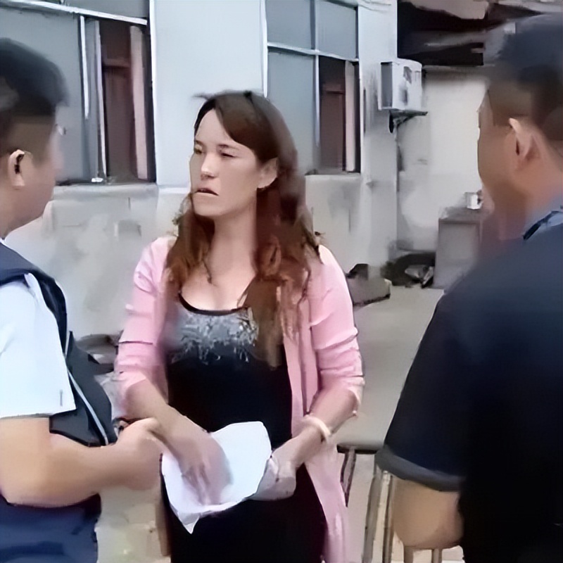 妻子怀孕了婆婆逼着做亲子鉴定,妻子怀孕七个月早产结果不是亲生