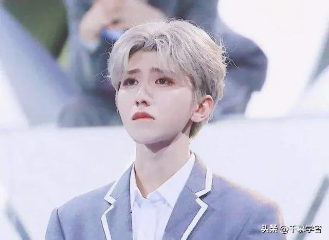 00后追捧“伪娘”浓妆艳抹，少年强则国强在他们这一代甚为担忧