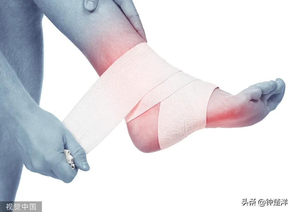 脚踝扭伤平躺不疼脚一放下来就疼,踝关节扭伤半个月还没完全好