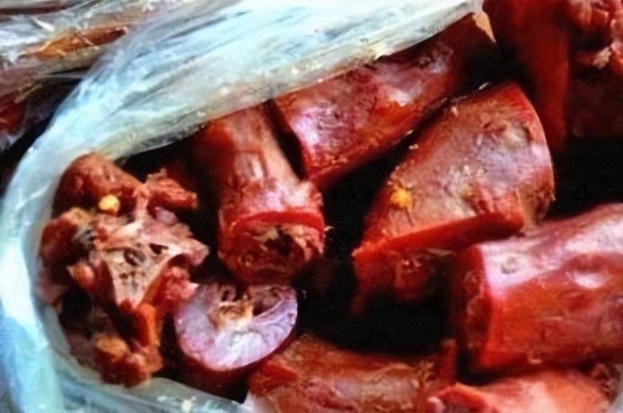 猪脖子的淋巴人吃了会怎么样,猪脖子淋巴肉吃了会怎么样